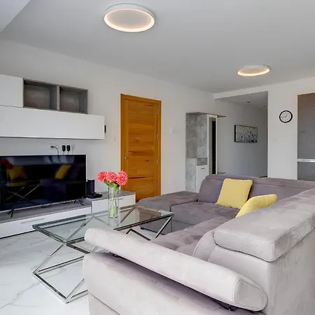 Fabulous Penthouse Close To St George's Bay Apartment Saint Julian's